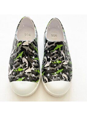 DSG Kids Slip-On Shark Print Water Shoes Size K12 Green & Black Camo Rubber
